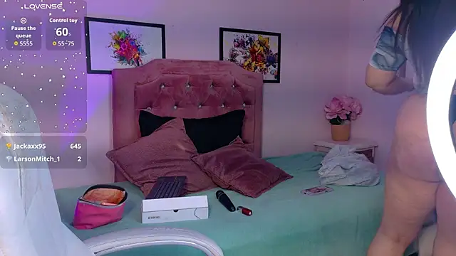 Selenee23 webcam