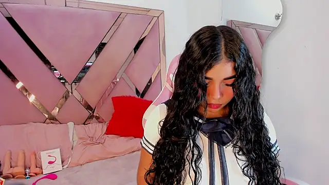 honeyhtx live cam on StripChat