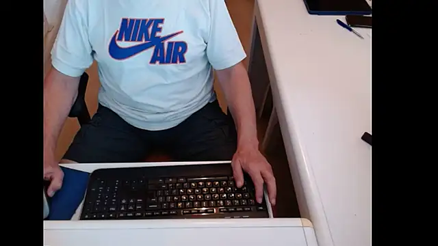 dutchpornking live cam on StripChat