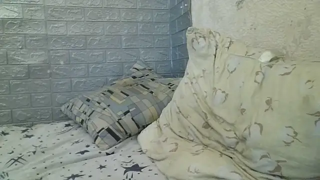 DanaNeon webcam