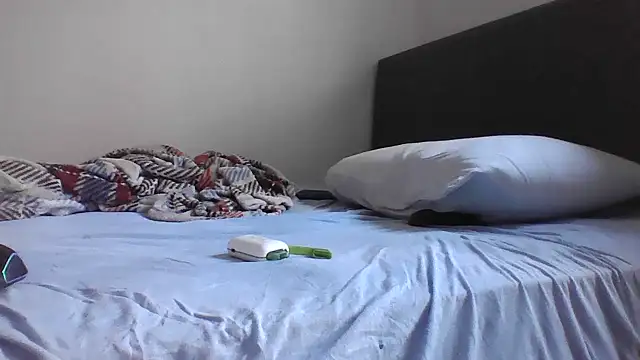 HotwifeAvcisiOlgunAdam webcam