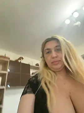 TheeaBlanco webcam