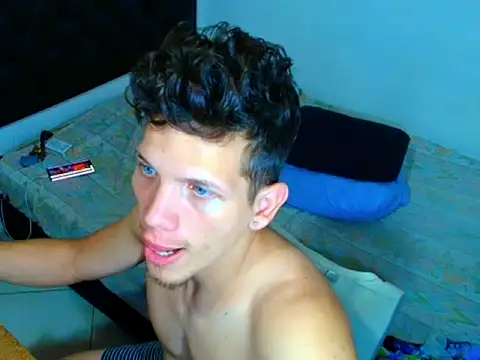 kevinkewman webcam
