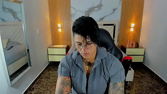 KAROLLJONES1 webcam