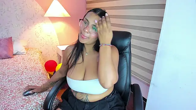 Tammara_Brm webcam