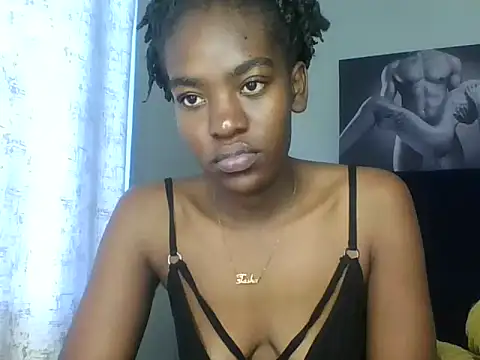 Lola_Allure webcam