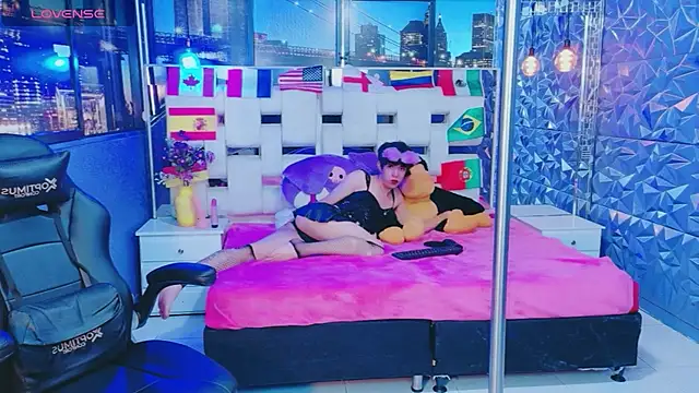 Alejandra_Raven webcam