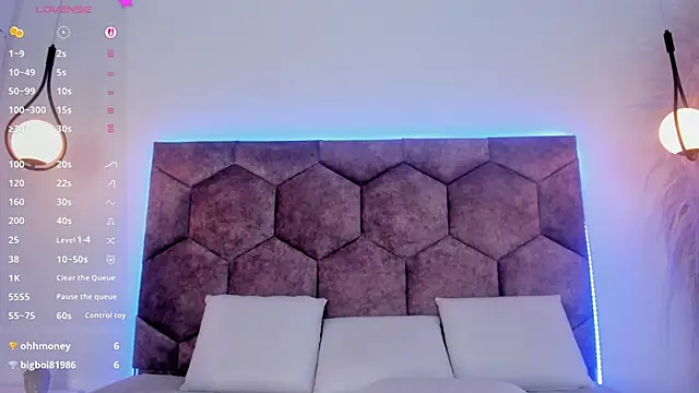 emily_nova_ live cam on StripChat
