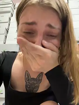 Sunny___Bunny webcam
