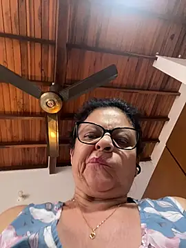 Sharongirl07 webcam
