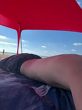 AdrianAfterDark webcam