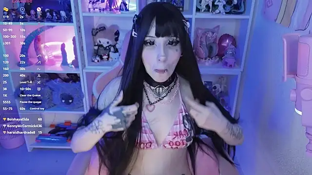 Nana_stolass webcam