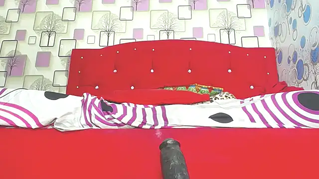 YESSYFOXX webcam