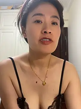美女saozi666在线直播