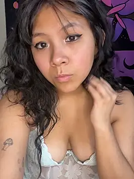 Honeybeebabyxo webcam