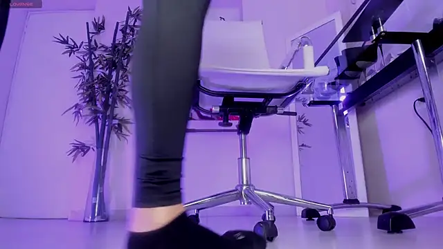 hannah_howeell__ webcam