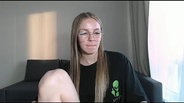 HitGyrl webcam