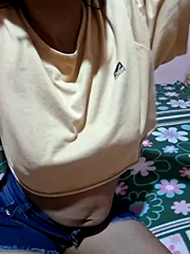isha_zara webcam