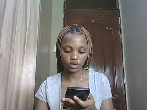 PrettyT5 webcam