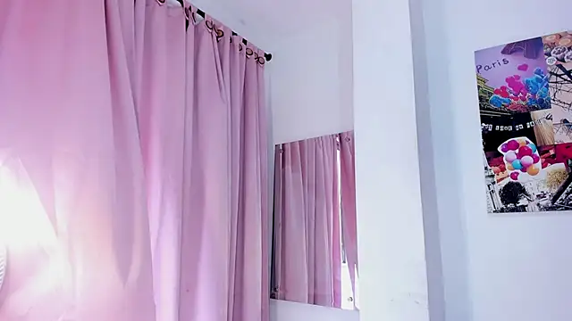 Arianaa_w webcam