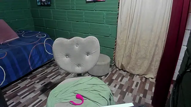 DanaaRey webcam