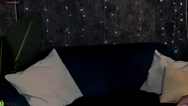 Nelly-May webcam