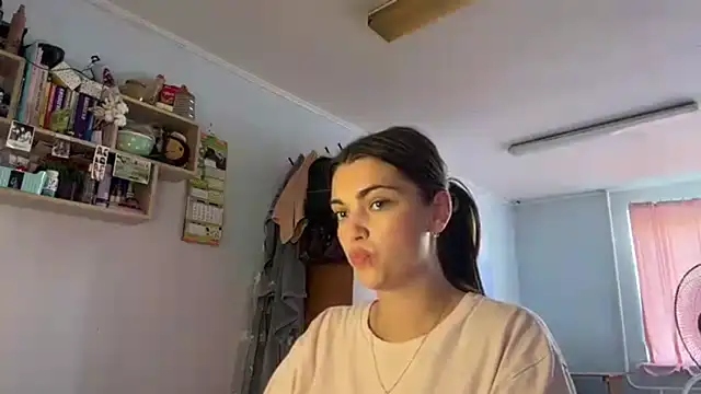 Ameliamali webcam