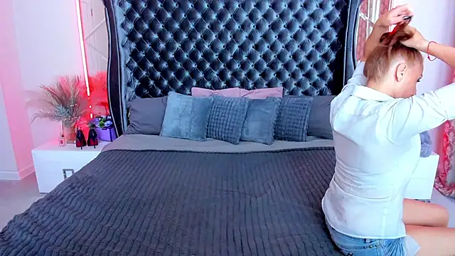 Rebecca_Diamond webcam