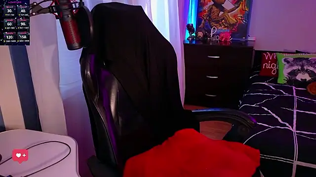 LadyLLS webcam