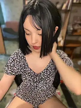 lalallalalaa- live sex cam