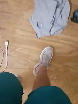Clarkodile95 webcam