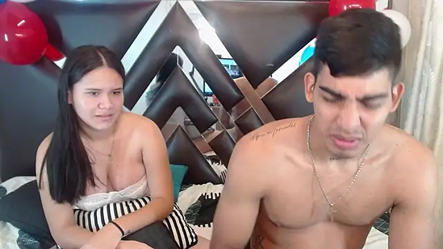 Milo_and_Mily webcam