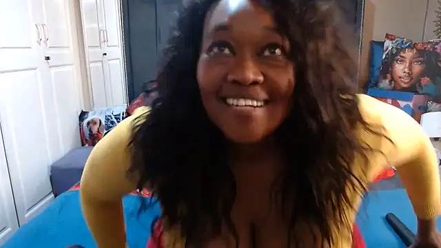BUSTYDEE webcam