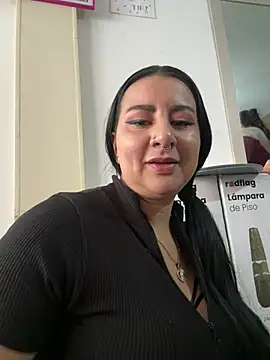 Abril_Luv webcam