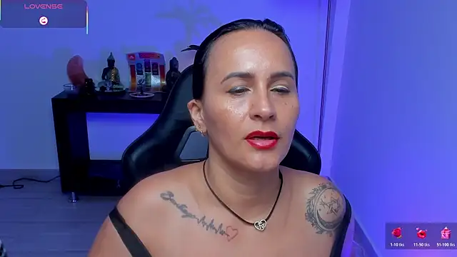 Sara_Charmy webcam