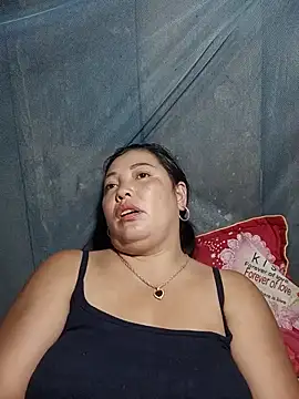 sary-hot2x webcam
