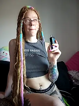 LucidLucy webcam