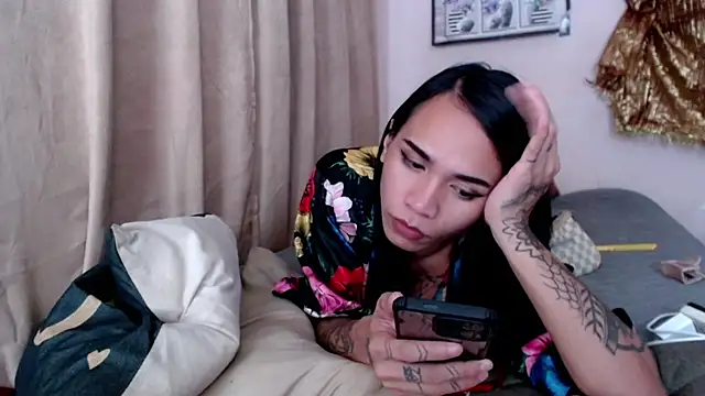 NathalieMea webcam