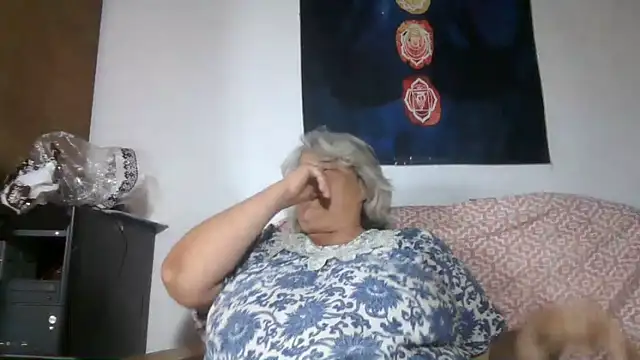 ExquisiteMature webcam