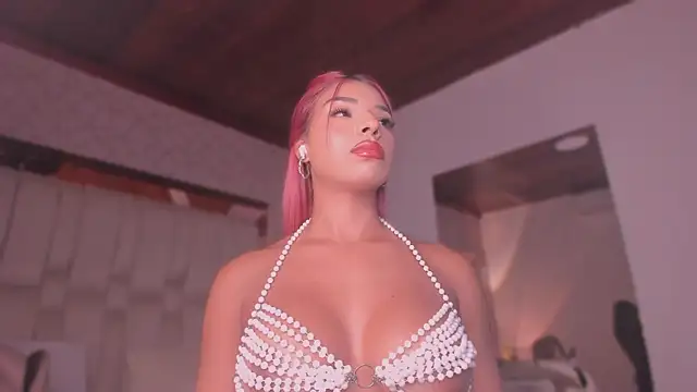 Emmily_Savage webcam
