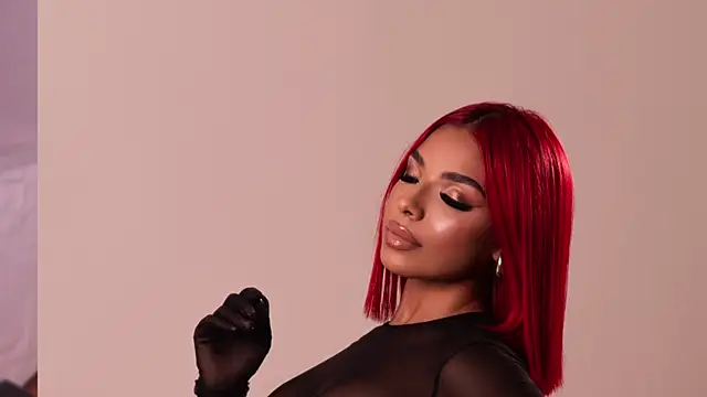 Emmily_Savage webcam
