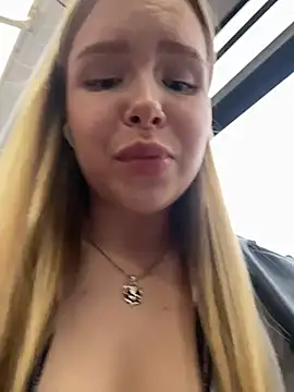 Liza_risky webcam
