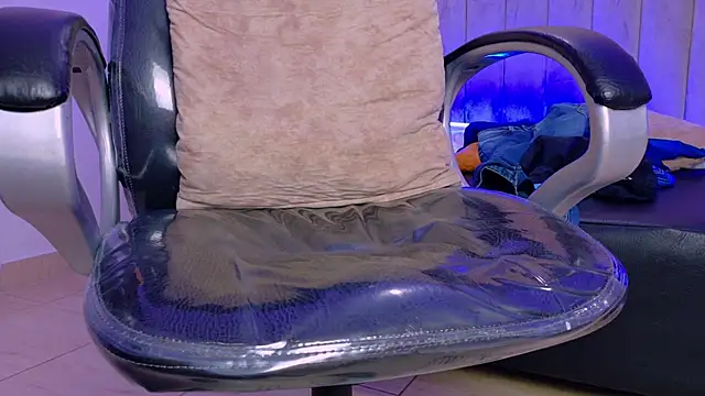 Nascary_Fox webcam