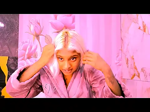 indian_barbie webcam