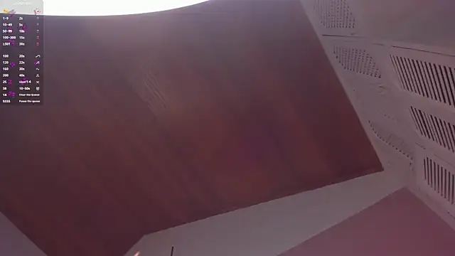 elodie_walker webcam