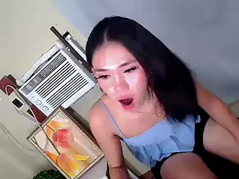 miss_satisfaction webcam