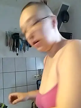 Isabella_Geney webcam