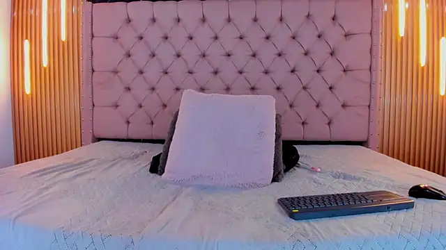 AinaPink webcam