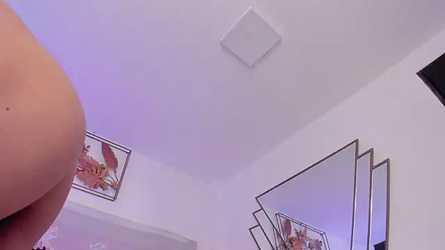 BonnieCute_ webcam