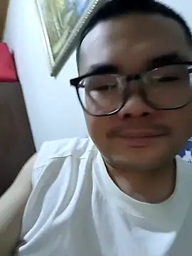 lililiwuwuwu live cam on StripChat
